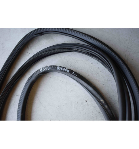  A6397300054 Mercedes Vito W639 Dichtgummi Schiebetür Links  -9543-