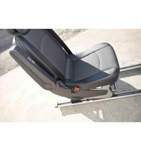Mercedes-Benz Mercedes-Benz Vito W639 Sitz EINZELSITZ Hinten  -9570- Sitze