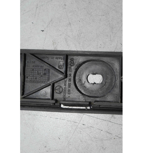 A6398850656 Mercedes W639 Halterung Stoßstange Hinten  -9597-