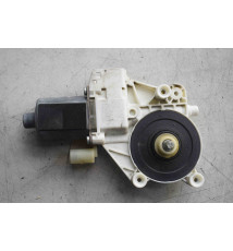 A0068205542 Mercedes W906 Fensterhebermotor  -9715-
