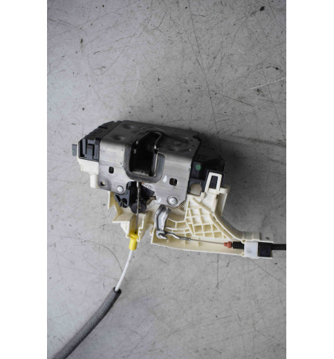 A9067201735 Mercedes W906 Türschloss -9716-