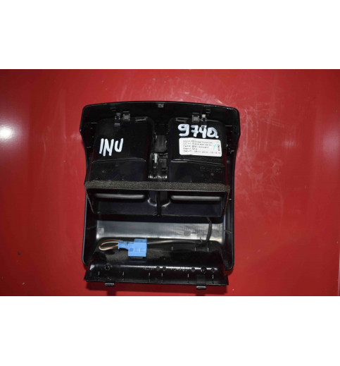 A2048300954 Mercedes  W204 Mittelkonsole hintere Entlüftungsdüse   -9740-