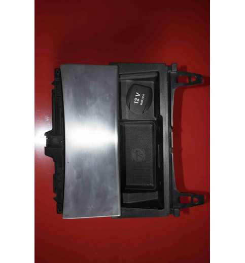 A2046801350  Mercedes C Klasse W204 Aschenbecher Zigarettenanzünder  -9760-