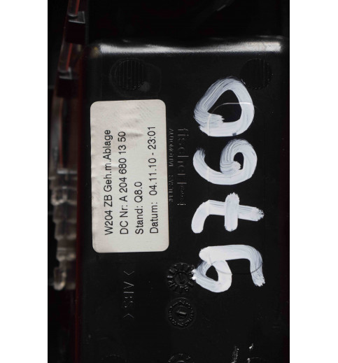 A2046801350  Mercedes C Klasse W204 Aschenbecher Zigarettenanzünder  -9760-