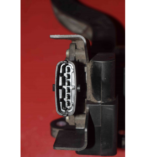  1349820080  Fiat Ducato Gaspedal Pedal  -9850-