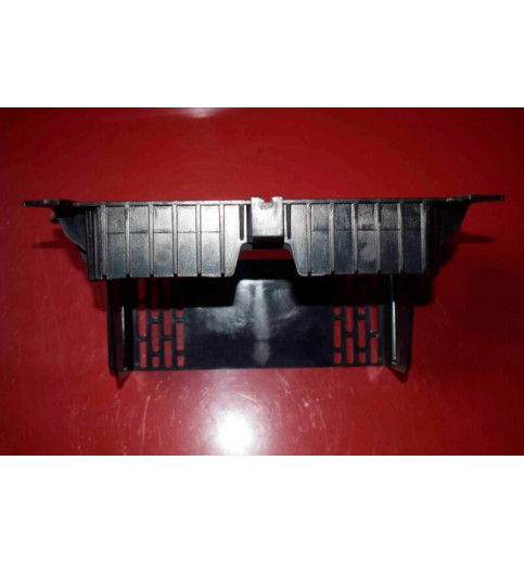 Mercedes-Benz Mercedes-Benz Vito W639 Radiohalterung A6396891031 -10040- Armaturenbretter