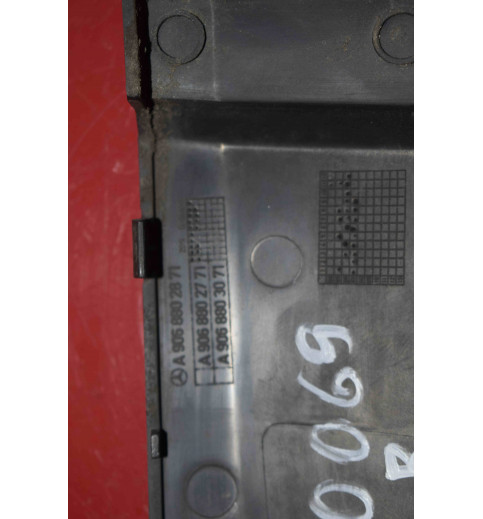 A9068802771 A9068803071 Mercedes W906 Abdeckung Stoßstange -10069-