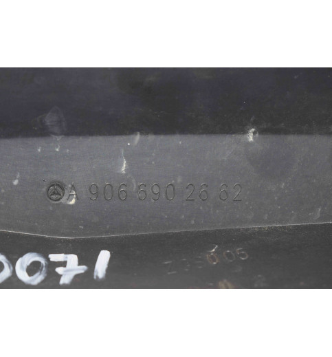 A9066902662 A9066904882 Mercedes W906 Zierleiste Kotflügel rechts  -10071-