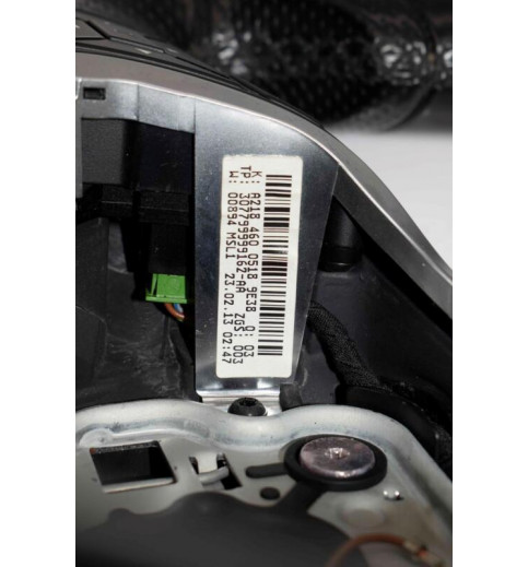 Mercedes-Benz Mercedes W204 Lenkrad A2184600518 -10105- Lenkräder & Hupenknöpfe