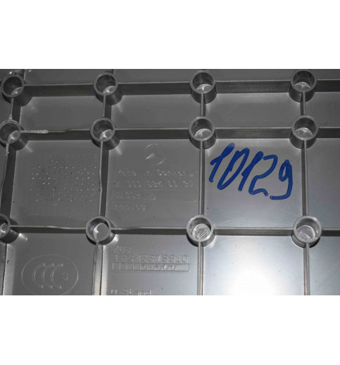 A9066840037 Mercedes W906 Abdeckung Bordwerkzeug  -10129-