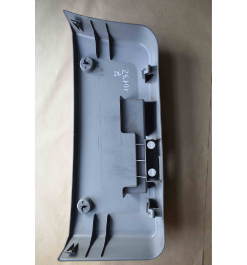 A9067270571 Mercedes W906 Abdeckung Verbandskasten   -10132-