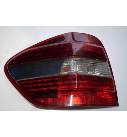 Mercedes-Benz Mercedes ML W164 Rücklicht Links 404121  404181 -10222- ECUs & Steuergeräte