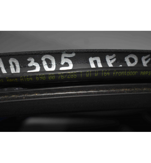 A1646900076 Mercedes ML W164 Türdichtung vorne rechts links  -10305-