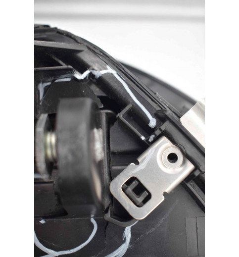 Mercedes-Benz Mercedes W205 Scheinwerfer rechts   BESCHÄDIGT   A2059062604 A2C7414950 -10363 Sonstige
