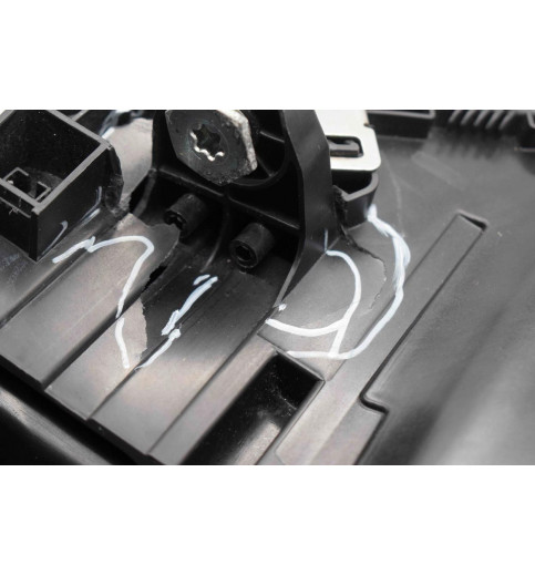 Mercedes-Benz Mercedes W205 Scheinwerfer rechts   BESCHÄDIGT   A2059062604 A2C7414950 -10363 Sonstige