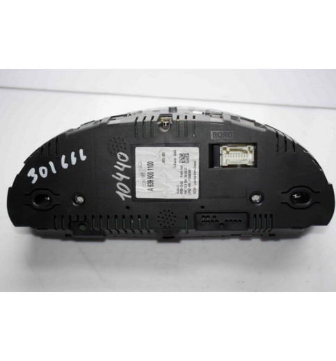 Mercedes-Benz Mercedes W639 Tacho Kombiinstrument 301666km A6399001100 -10440- Kombiinstrumente
