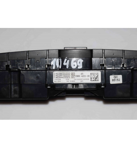 A6398701210 A6398700210 A6394420023 Mercedes W639 Warnblinker  -10469-