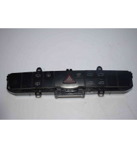 A6398701210 A6398700210 A6394420023 Mercedes W639 Warnblinker  -10469-