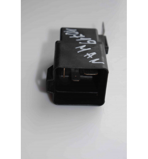 3B0951253  MAN TGE VW Crafter  Relais Frontscheibenheizung -10719-