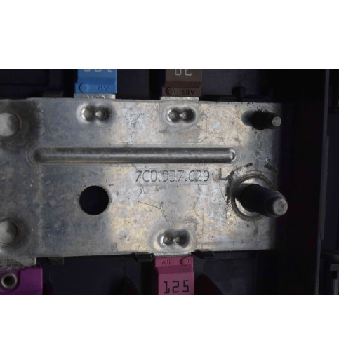 7C0937629L 7C0937517AC MAN TGE VW Crafter Sicherungsdose  -10777-