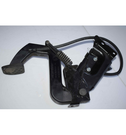 A6392902401 Mercedes Vito W639  Bremspedal  -10825-