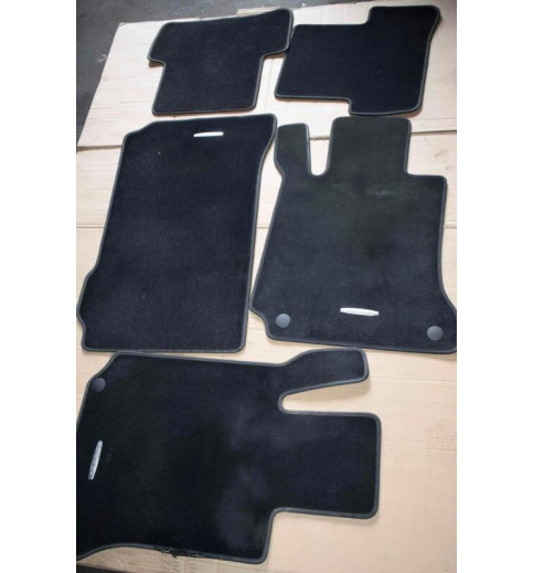 Mercedes-Benz Mercedes W204 Tepiche Set A2046803148 A2046802748 A2046802848 -10947- Fußmatten, Teppiche & Laderaumwannen