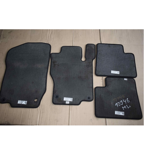 Mercedes-Benz Mercedes ML W164  Tepiche 1646804848 1646804748 1646801048 1646800948 -10946- Fußmatten, Teppiche & Laderaumwannen