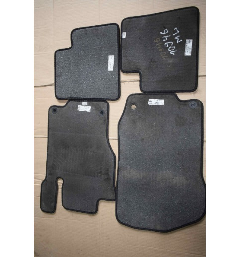 Mercedes-Benz Mercedes ML W164  Tepiche 1646804848 1646804748 1646801048 1646800948 -10946- Fußmatten, Teppiche & Laderaumwannen