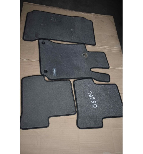 Mercedes-Benz Mercedes  W204  Tepiche -10950- Fußmatten, Teppiche & Laderaumwannen