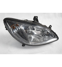 Mercedes  Vito W639 HELLA Frontscheinwerfer Vorne Rechts A6398200261 - 11221-