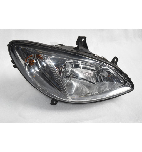 Mercedes  Vito W639 HELLA Frontscheinwerfer Vorne Rechts A6398200261 - 11221-