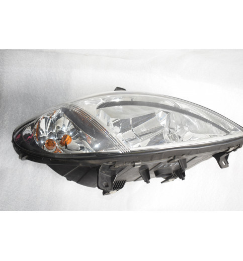 Mercedes-Benz Mercedes  Vito W639 HELLA Frontscheinwerfer Vorne Rechts A6398200261 - 11221- Frontscheinwerfer