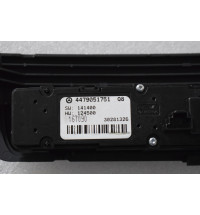 A4479051751 Mercedes W447 Schalter Warnblinker  -11253-