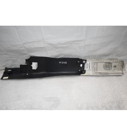 A4476905425 A4479107500 Mercedes W447 B-Säule Verkleidung -11272-