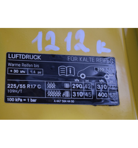 A4477500003 A4477500103 Mercedes W447 Kraftstofftankklappe Tankdeckel -11315-