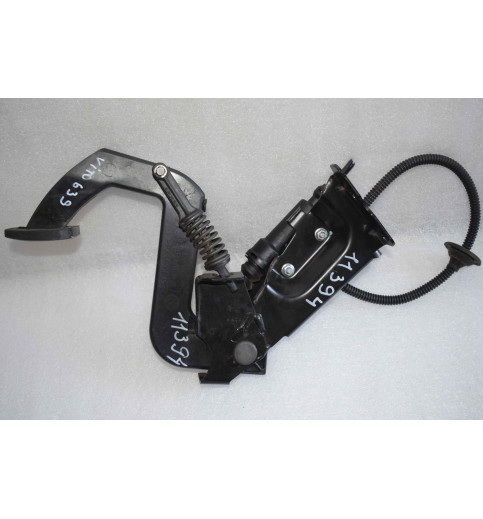  A6392901201 A6382900516  Mercedes Vito W639  Bremspedal  -11394-