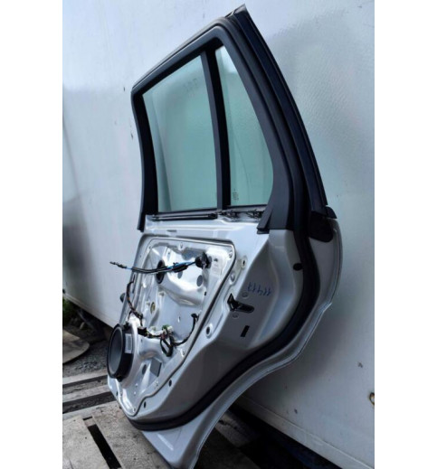 Mercedes-Benz Sprinter Mercedes W204 Tür Hinten Rechs Farbe-775 Kombi -11417- Türen & Türenbleche