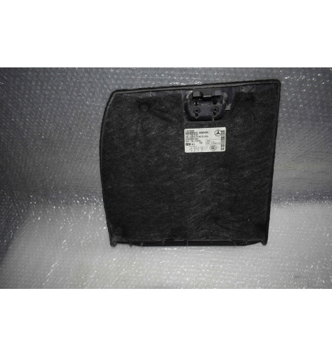 A2046903025 Mercedes W204 Kofferraumverkleidung   -11440-