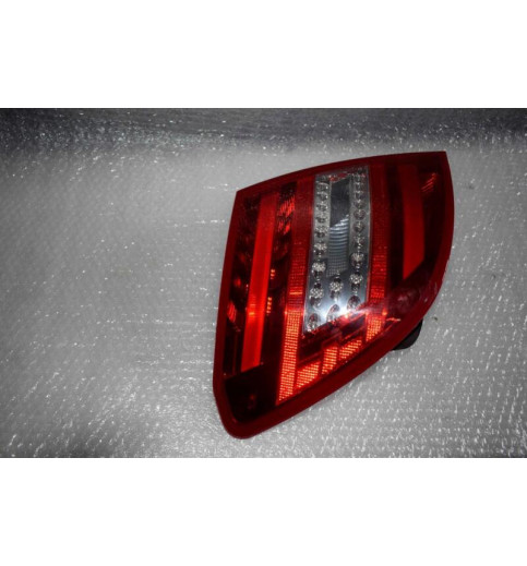 Mercedes-Benz Mercedes W204 Rücklicht Facelift LED links Kombi A2048204664 -11445- ECUs & Steuergeräte