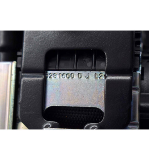Mercedes-Benz Mercedes W205 Sicherheitsgurt Vorne Rechts 635374900B 95R000 2058600285 -11690- Sicherheitsgurte & Teile