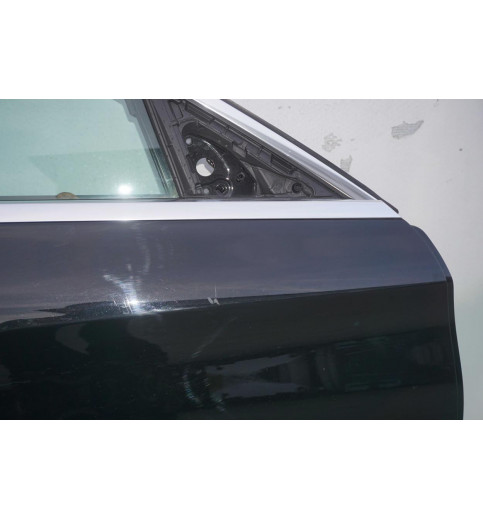 Mercedes-Benz Mercedes W205 C 220 Tür Vorne Rechts Schwarz197  2018 bj  -11715- Innenabdeckungen, Zierleisten & Dekors
