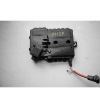 A2055402850 Mercedes C-Klass Sicherungskasten Stützpunkt  -11727-