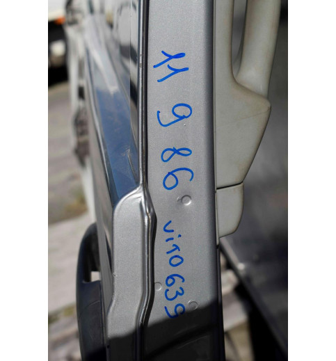 Mercedes-Benz Mercedes Vito W639 Schiebetür Seitentür Rechts Silber  -11986- Türen & Türenbleche