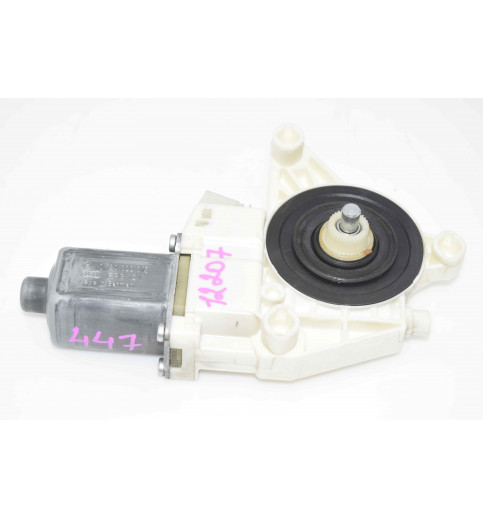 Mercedes-Benz A4479063600 Mercedes W447 Fensterhebermotor  -12207- Schalter, Kontrollelemente & Zündschlösser