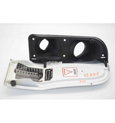 A4477540134 A4477540034 Mercedes W447 Kraftstofftankklappe Tankdeckel -12245-