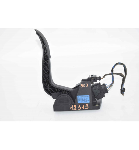 A9013000504 Mercedes Sprinter W901-W905 Gaspedal   -12313-
