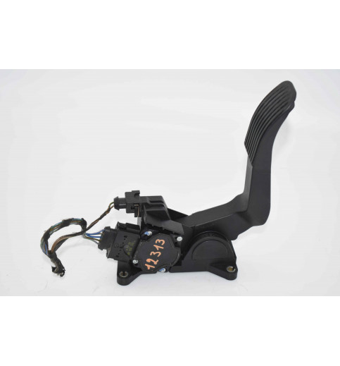A9013000504 Mercedes Sprinter W901-W905 Gaspedal   -12313-