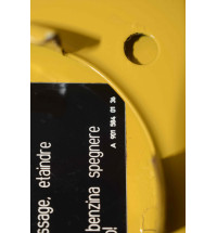 Sprinter W901,W902,W903,W904,W905 Tankdeckel Tankklappe Gelb   -12314-