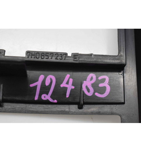 7H0857237E VW T5 Transporter Radioblende Abdeckung Armaturenbrett -12483-