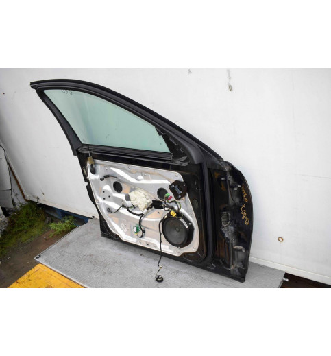 Mercedes-Benz Sprinter Mercedes W204 Tür Vorne Links Schwarz Farbe-040  -12807- Türen & Türenbleche